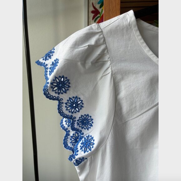 J. Crew NWT White & Blue Embroidered Flutter-Sleeve Blouse Cotton Poplin- Size M - Picture 4 of 8